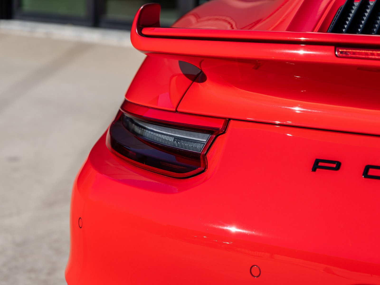 Used 2018 Porsche 911 Turbo image 14