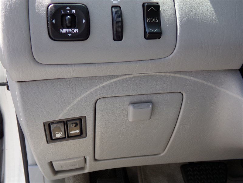 Used 2005 Lexus ES 330 FWD image 35