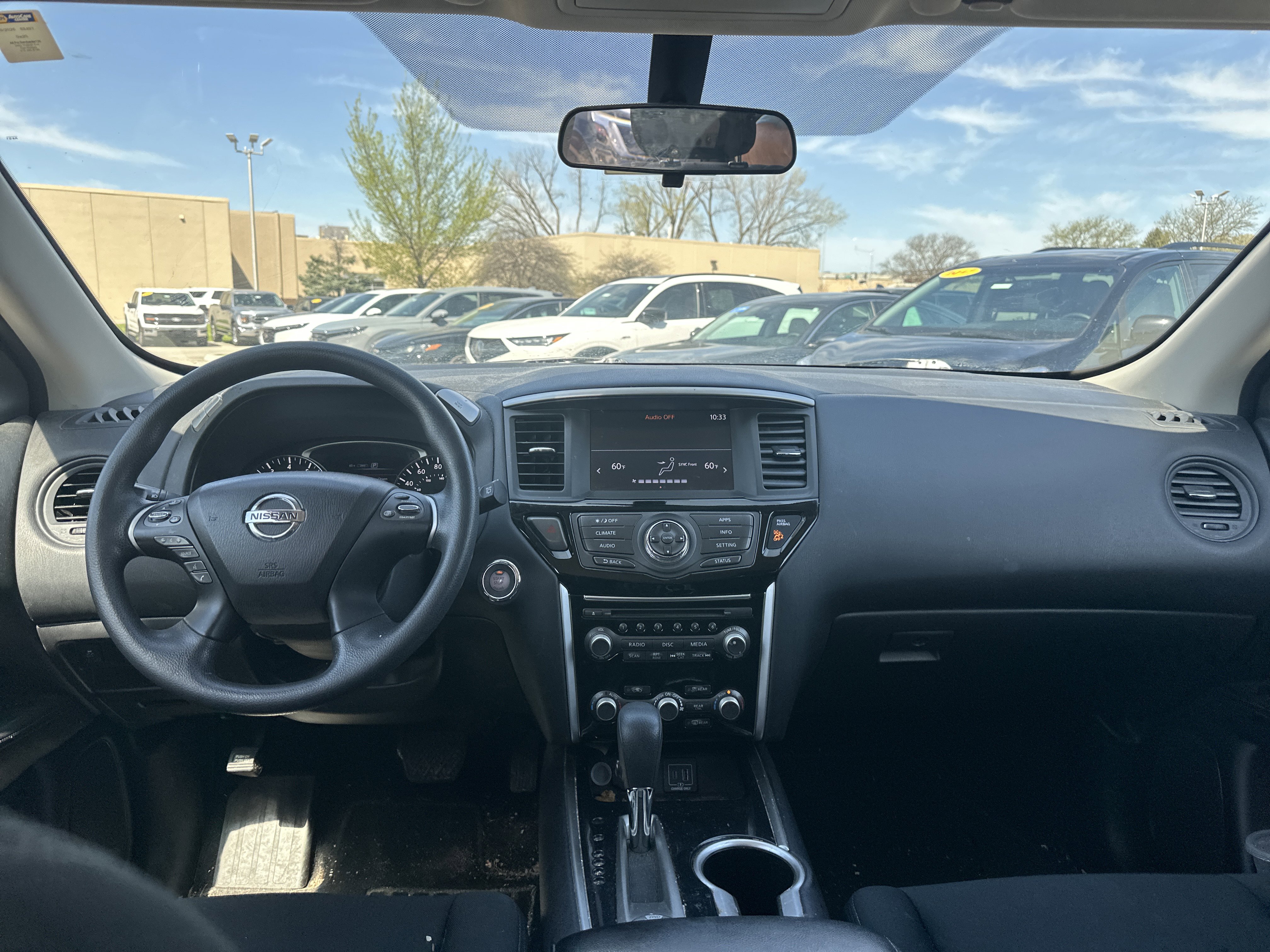 Used 2019 Nissan Pathfinder S image 17