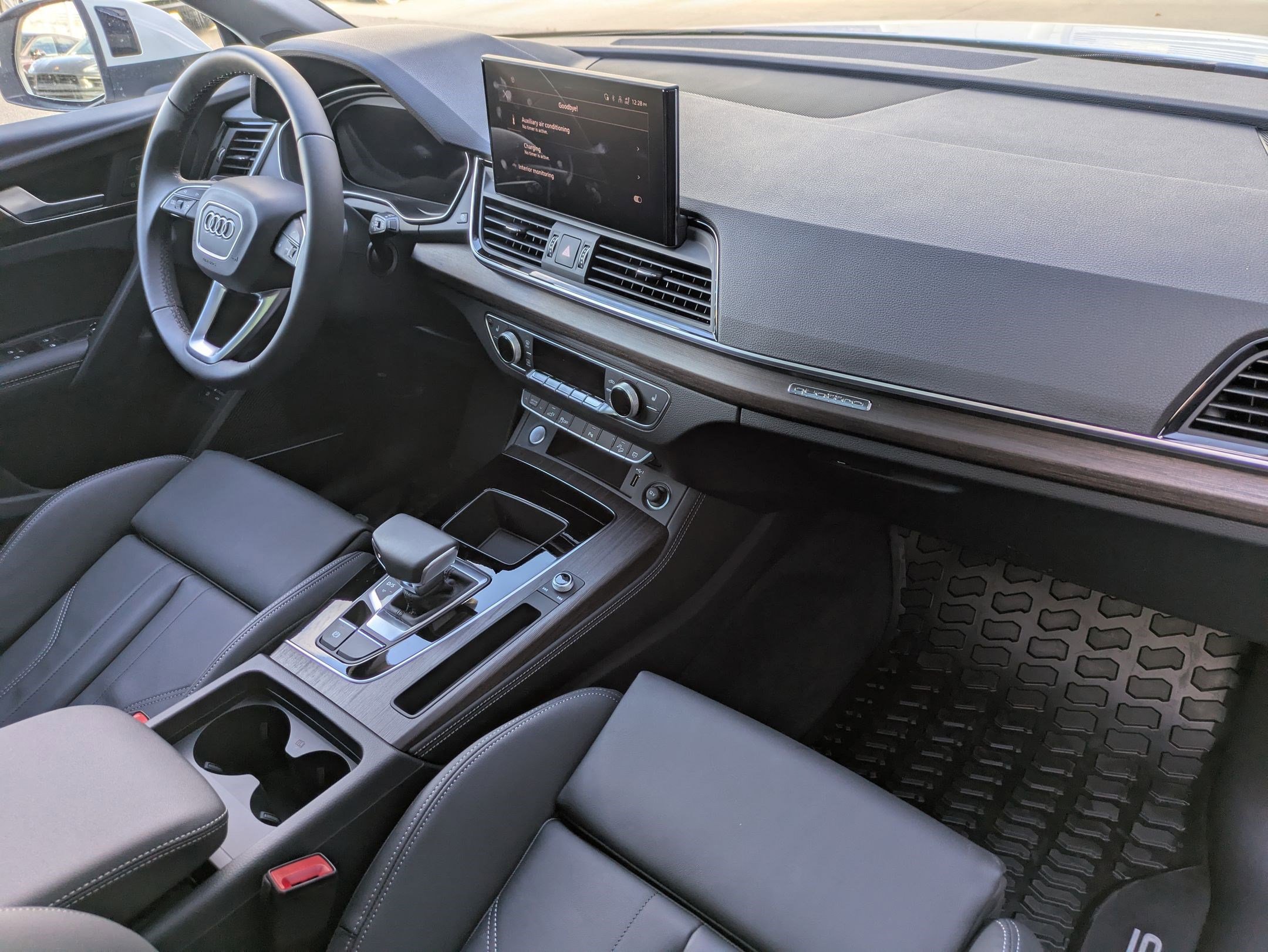 Certified 2024 Audi Q5 e Premium Plus w/ Premium Plus Package image 29