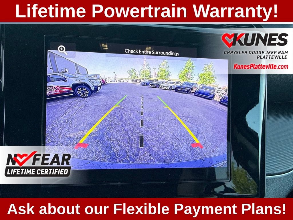 Used 2023 Jeep Grand Cherokee Laredo AWD/4WD image 18