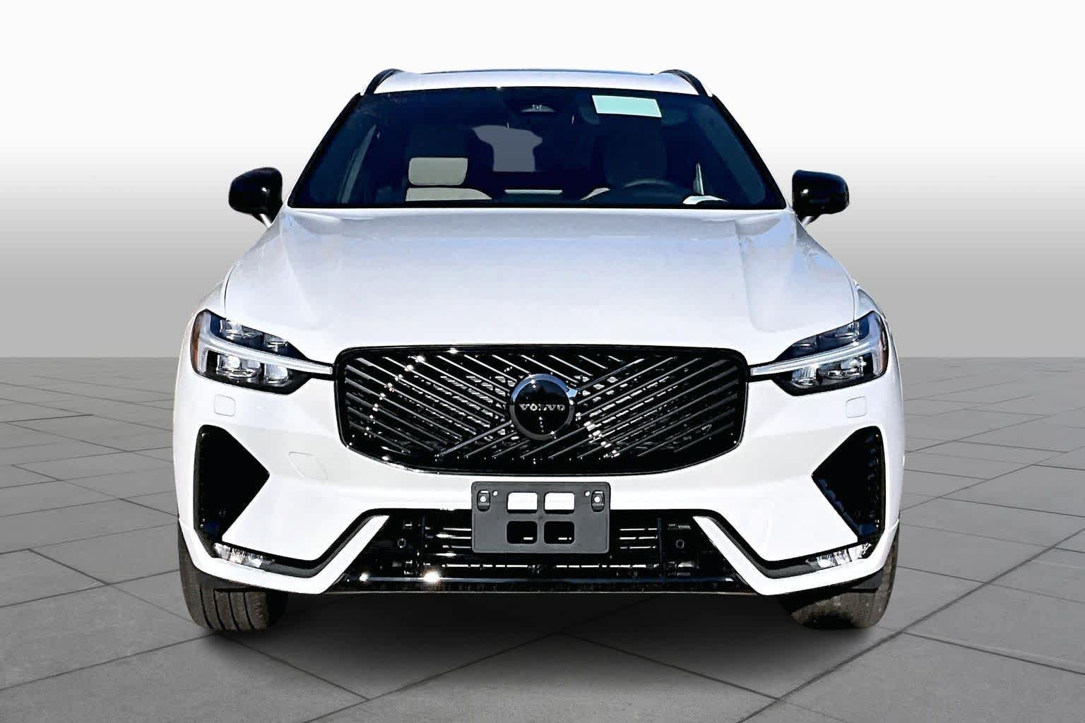 New 2026 Volvo XC60 B5 Plus w/ Protection Package Premier AWD/4WD image 2