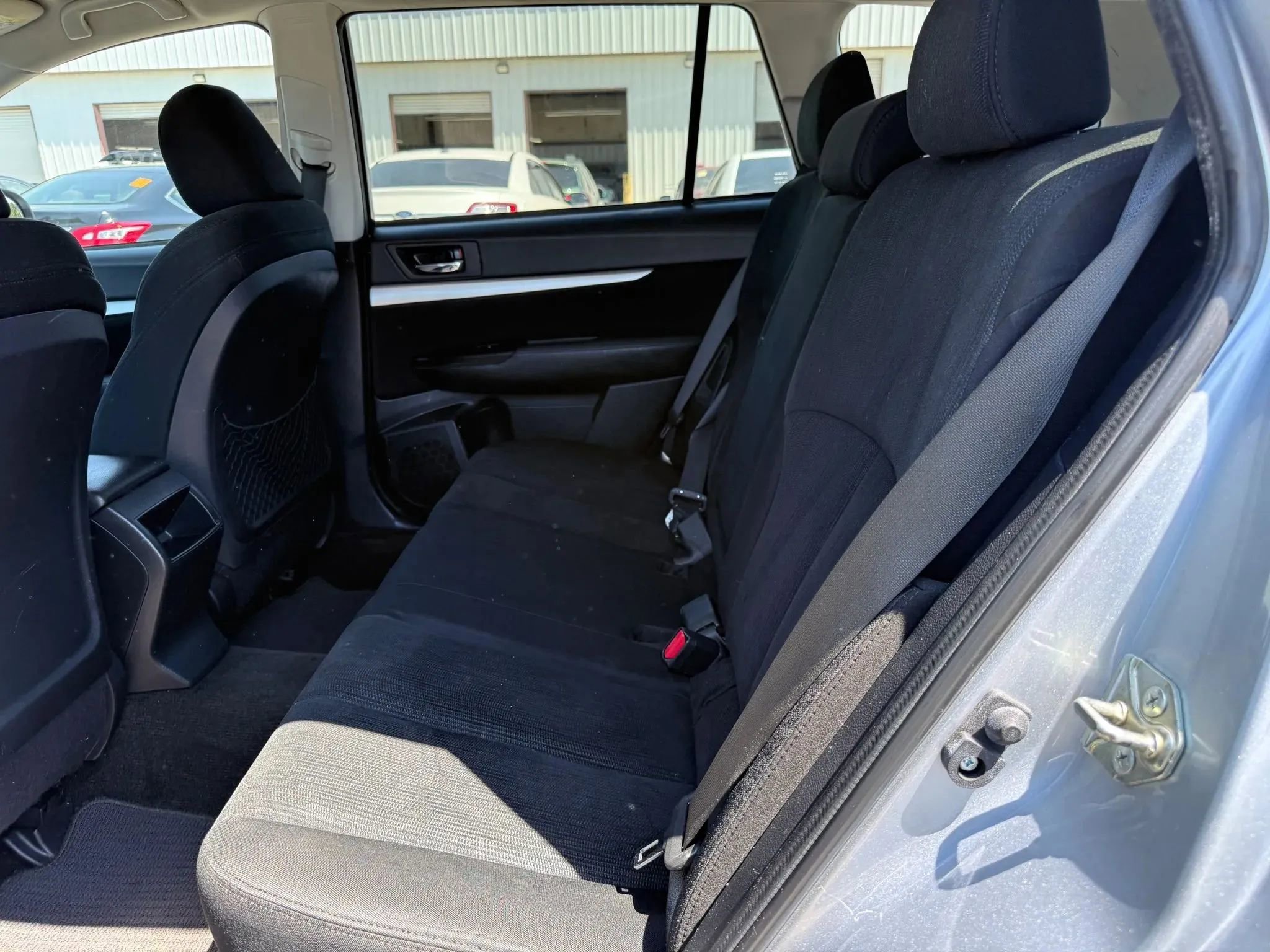 Used 2014 Subaru Outback 2.5i Premium w/ Popular Package #1B AWD/4WD image 21