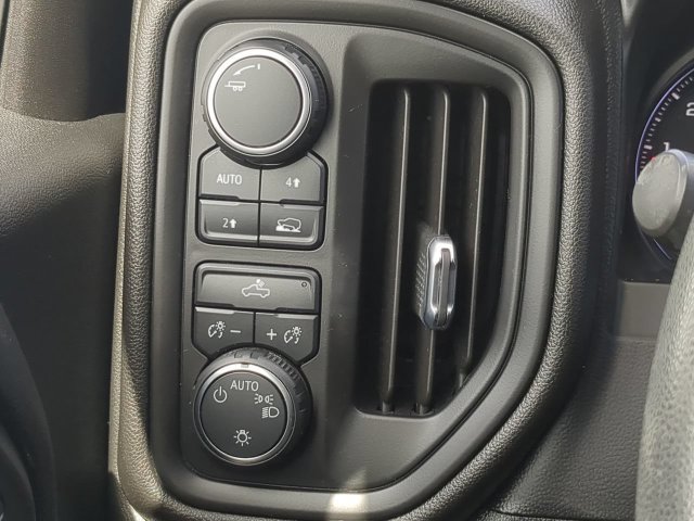 Used 2021 Chevrolet Silverado 1500 Custom AWD/4WD image 24