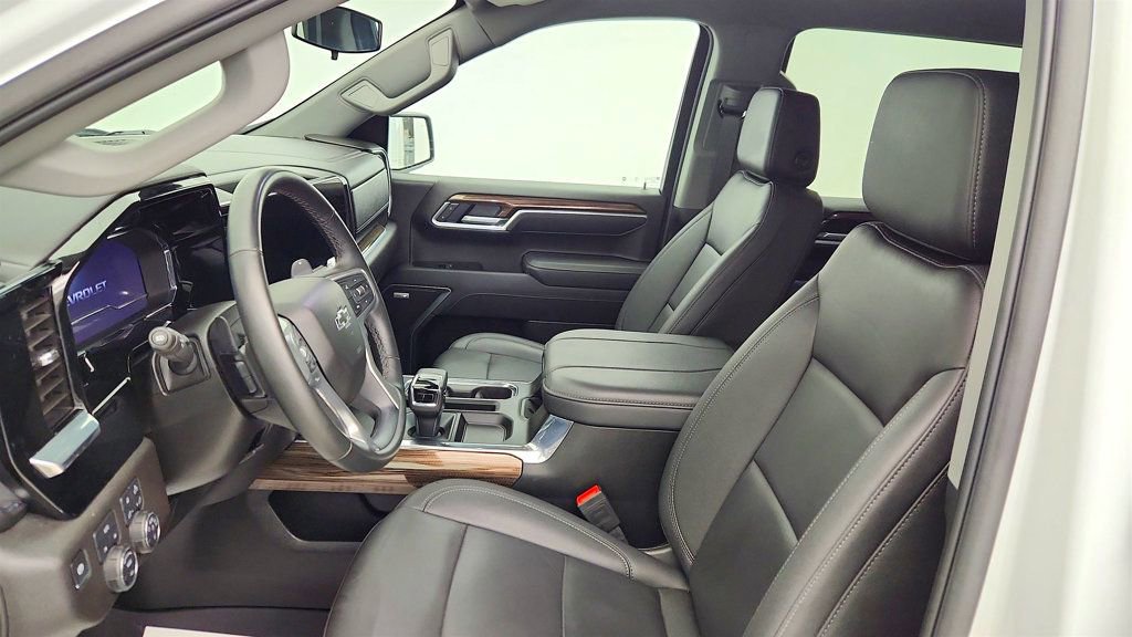 Used 2025 Chevrolet Silverado 1500 RST w/ RST All Star Premium Package image 19