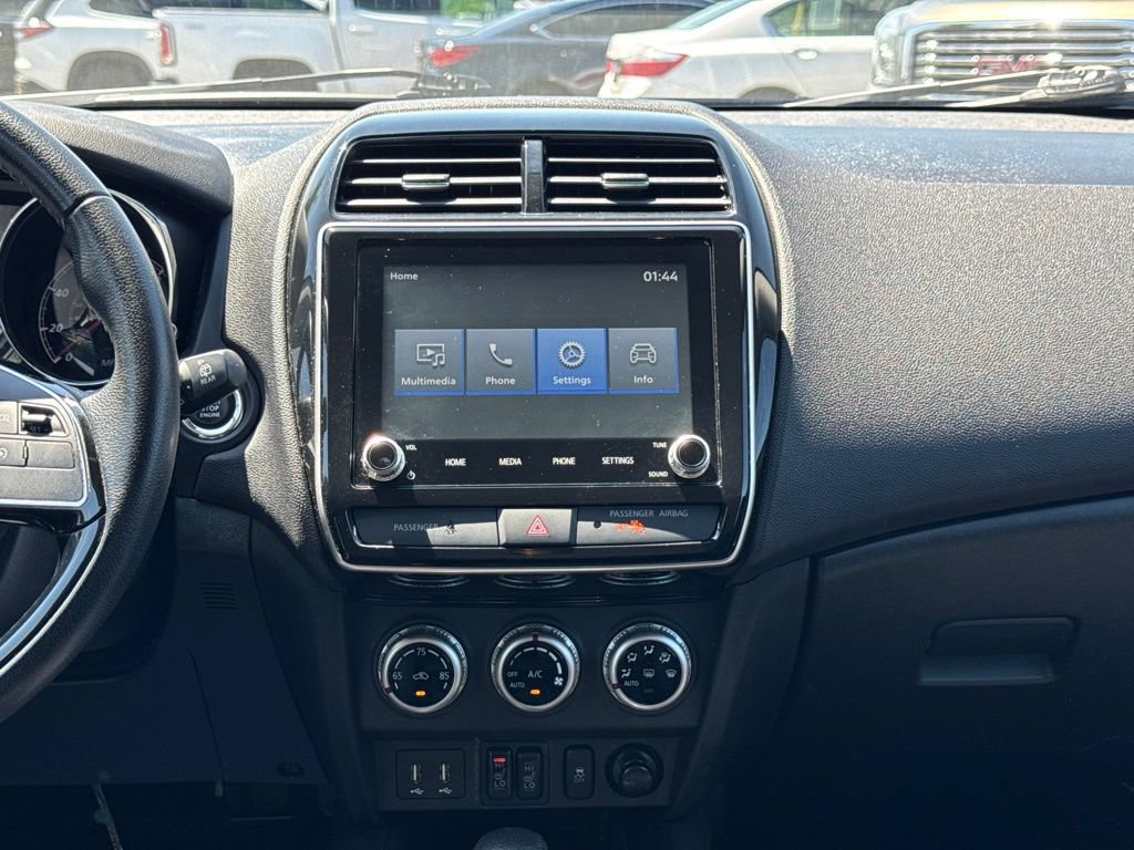 Used 2024 Mitsubishi Outlander Sport SE AWD/4WD image 17