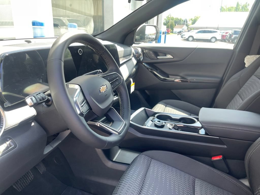 New 2027 Chevrolet Equinox LT AWD/4WD image 13