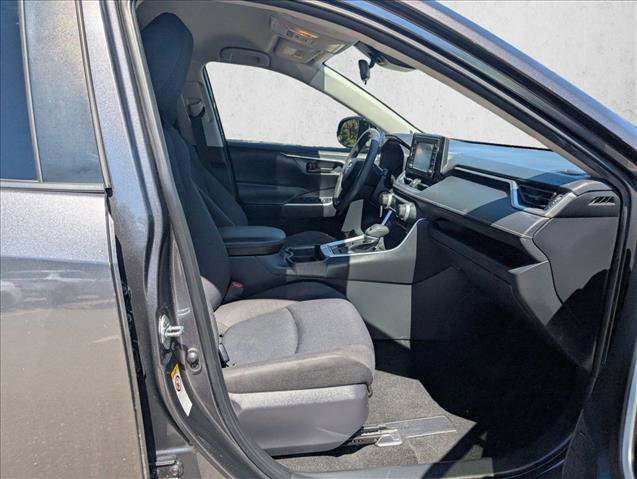 Certified 2019 Toyota RAV4 LE FWD image 17