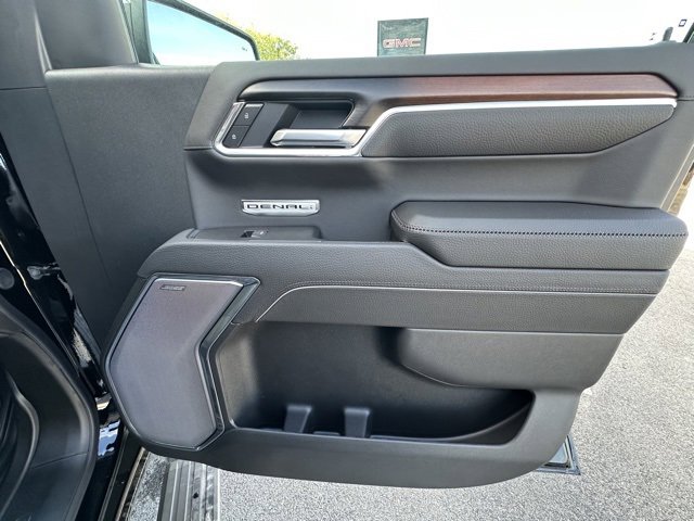 New 2026 GMC Sierra 1500 Denali w/ Denali Reserve Package image 33