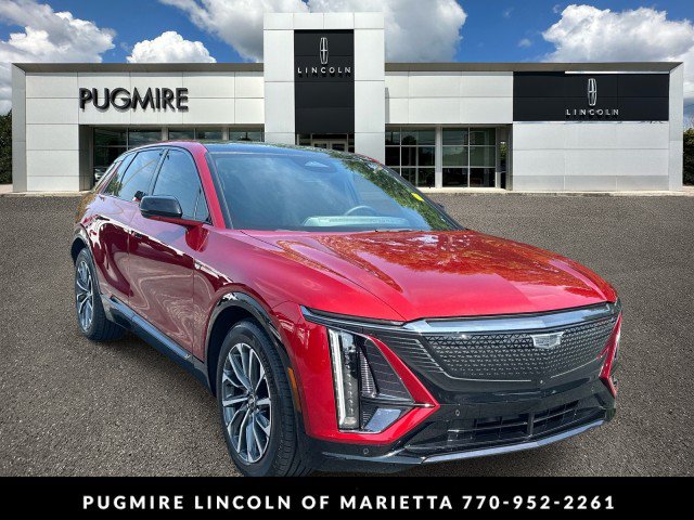 Used 2024 Cadillac Lyriq Sport w/ LPO, Floor Liner Package AWD/4WD video 1
