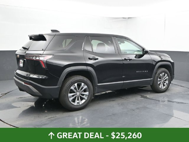 Used 2025 Chevrolet Equinox LT AWD/4WD image 2