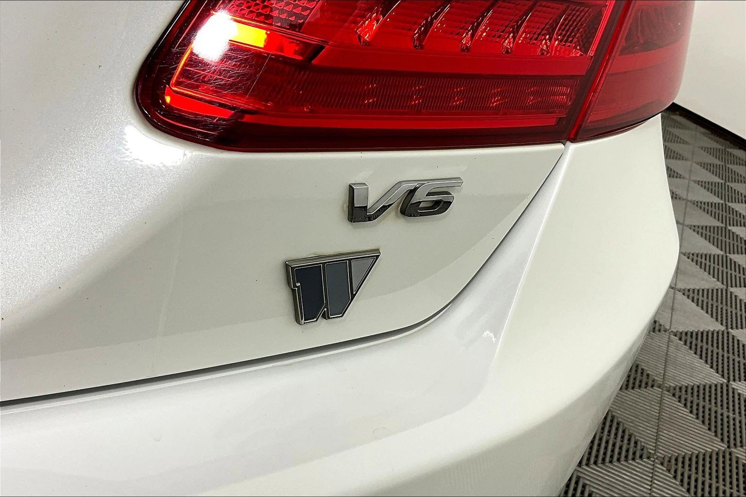 Used 2014 Honda Accord EX-L image 25