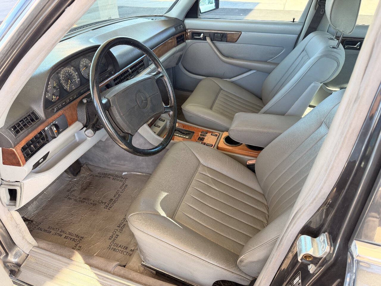 Used 1987 Mercedes-Benz 560 SEL image 9