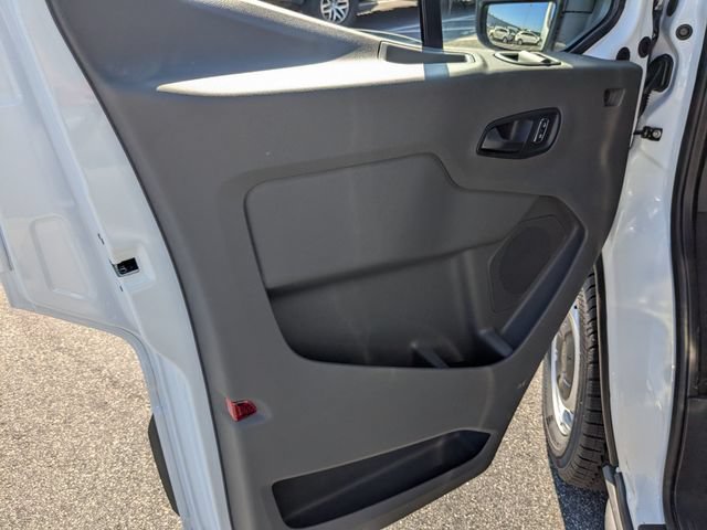New 2026 Ford Transit 250 148 Medium Roof w/ Load Area Protection Package RWD image 9