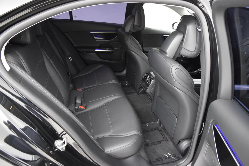 Used 2023 Mercedes-Benz C 300 Sedan image 19