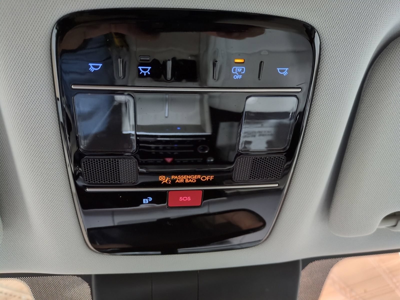 Certified 2024 Hyundai Santa Fe SE FWD image 25