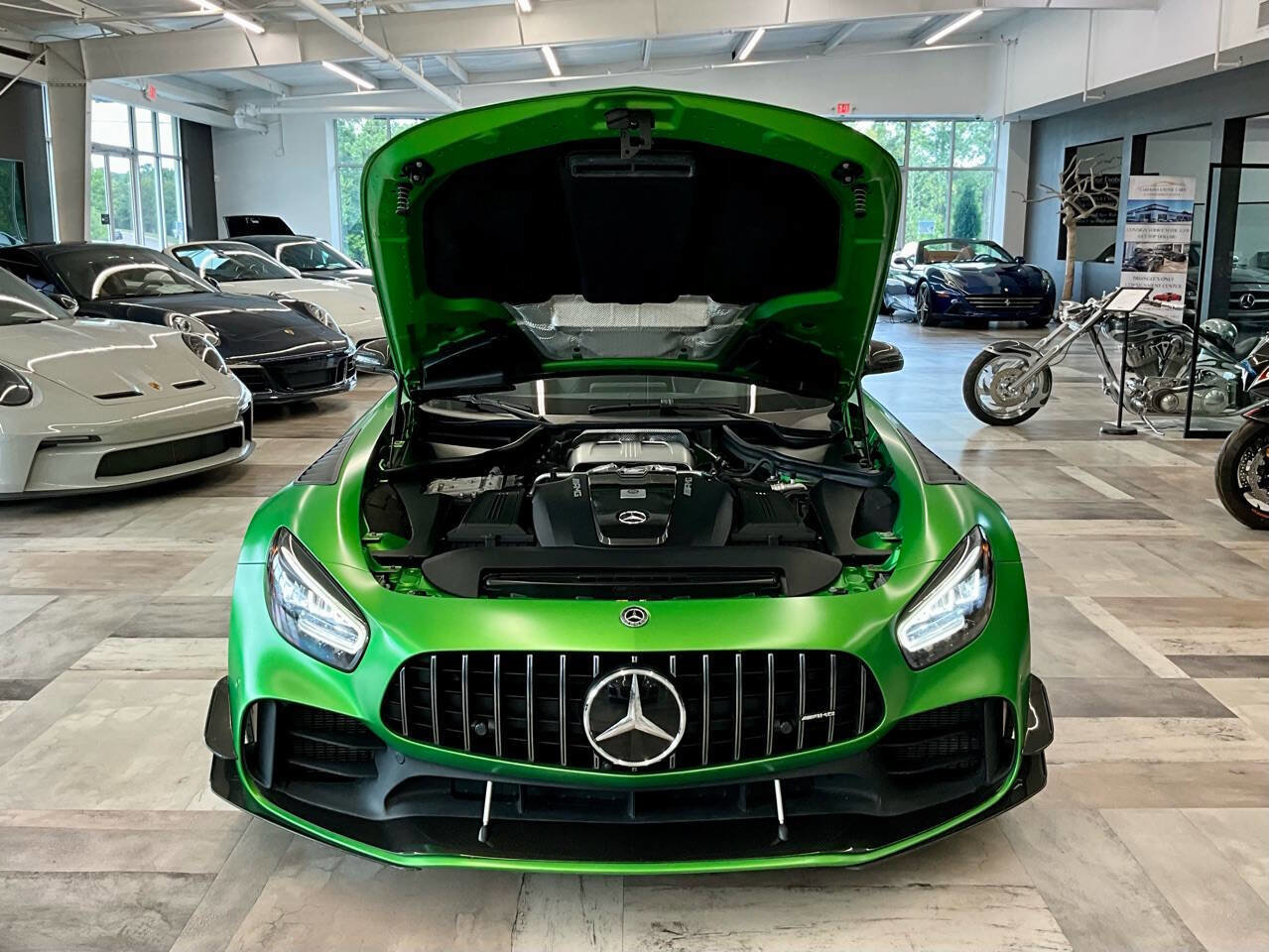 Used 2020 Mercedes-Benz AMG GT R image 39