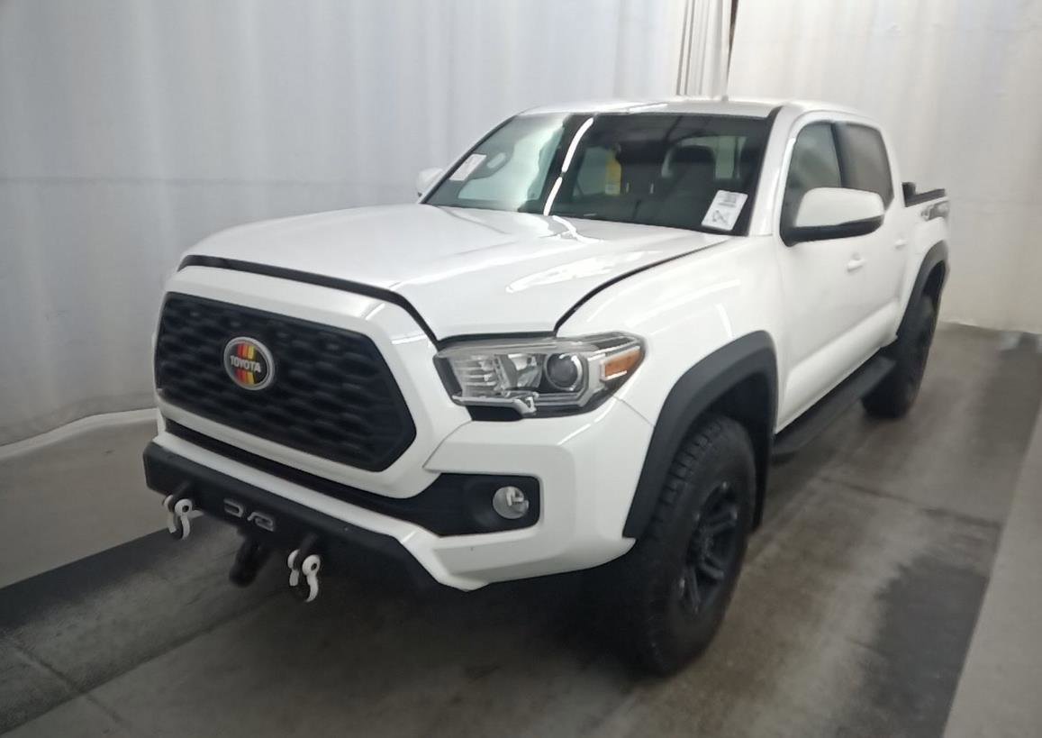 Used 2020 Toyota Tacoma TRD Sport AWD/4WD image 1