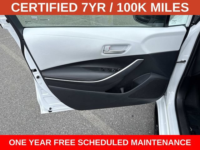 Used 2025 Toyota Corolla SE FWD image 13