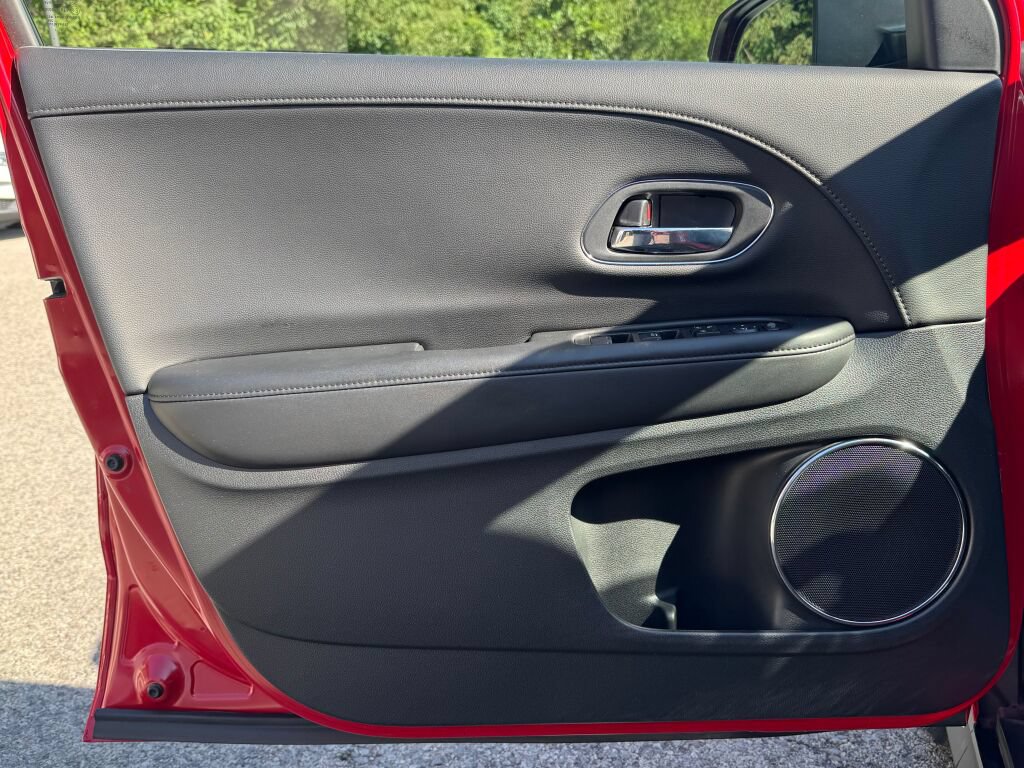 Used 2016 Honda HR-V EX-L image 13