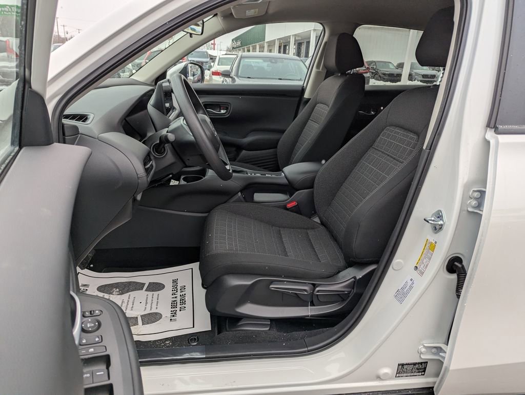 New 2026 Honda HR-V LX image 10