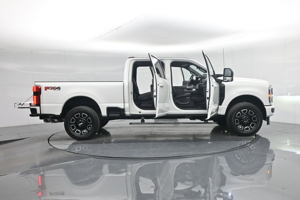 New 2026 Ford F250 Platinum image 4