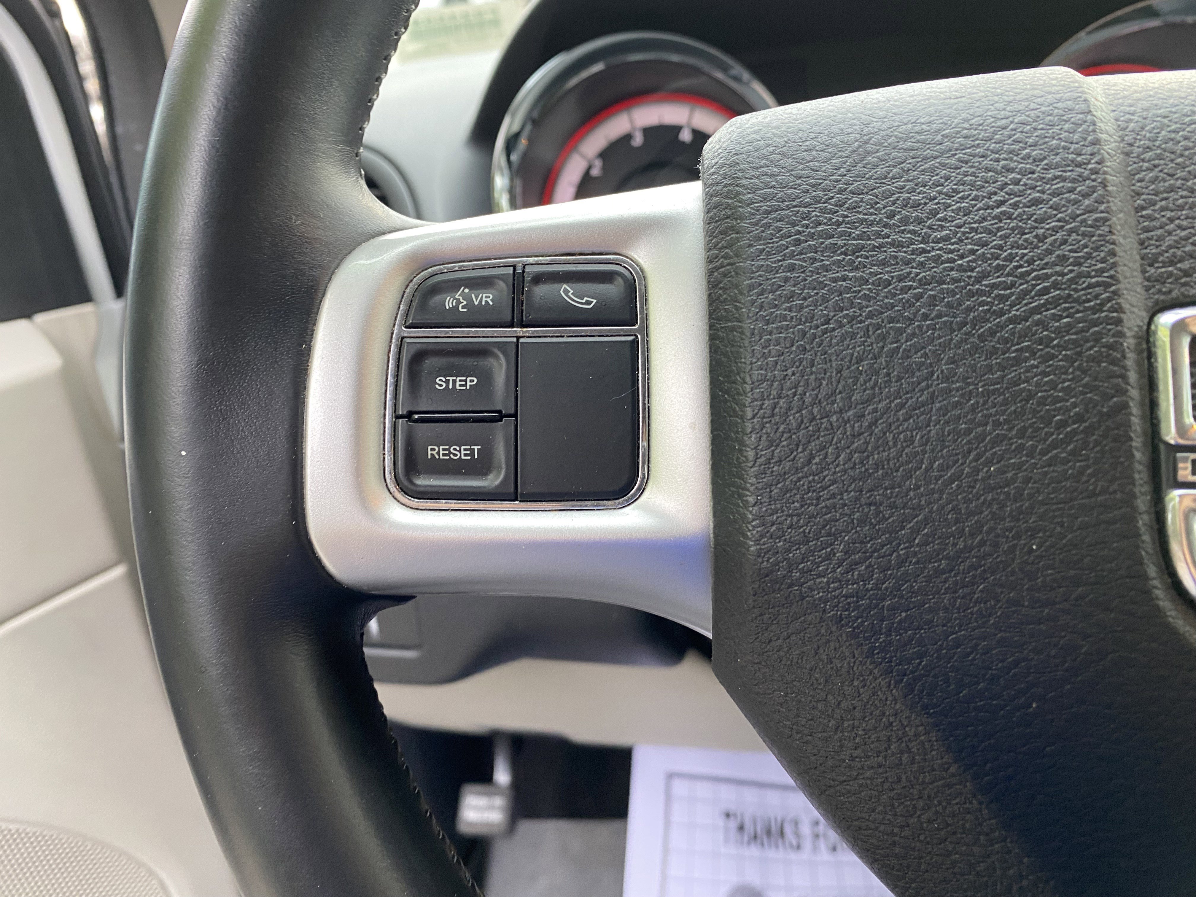 Used 2016 Dodge Grand Caravan American Value Package w/ UConnect Hands-Free Group image 20