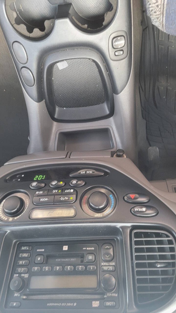 Used 2002 Toyota Sequoia SR5 w/ Preferred Pkg RWD image 20