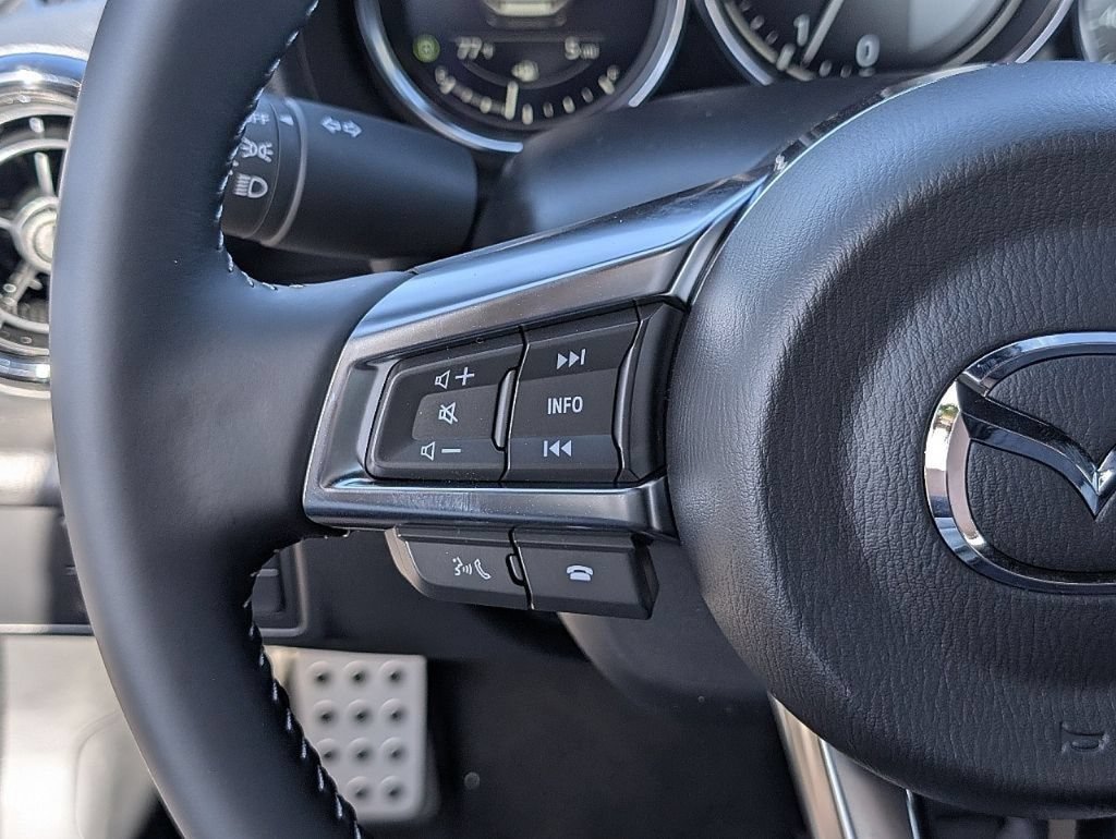 New 2026 MAZDA MX-5 Miata Club w/ Interior Package RWD image 32