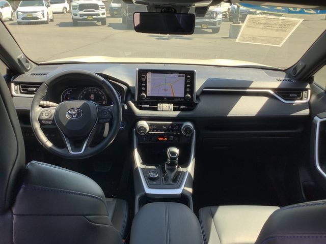 Used 2019 Toyota RAV4 XSE w/ XSE Weather Package AWD/4WD image 6
