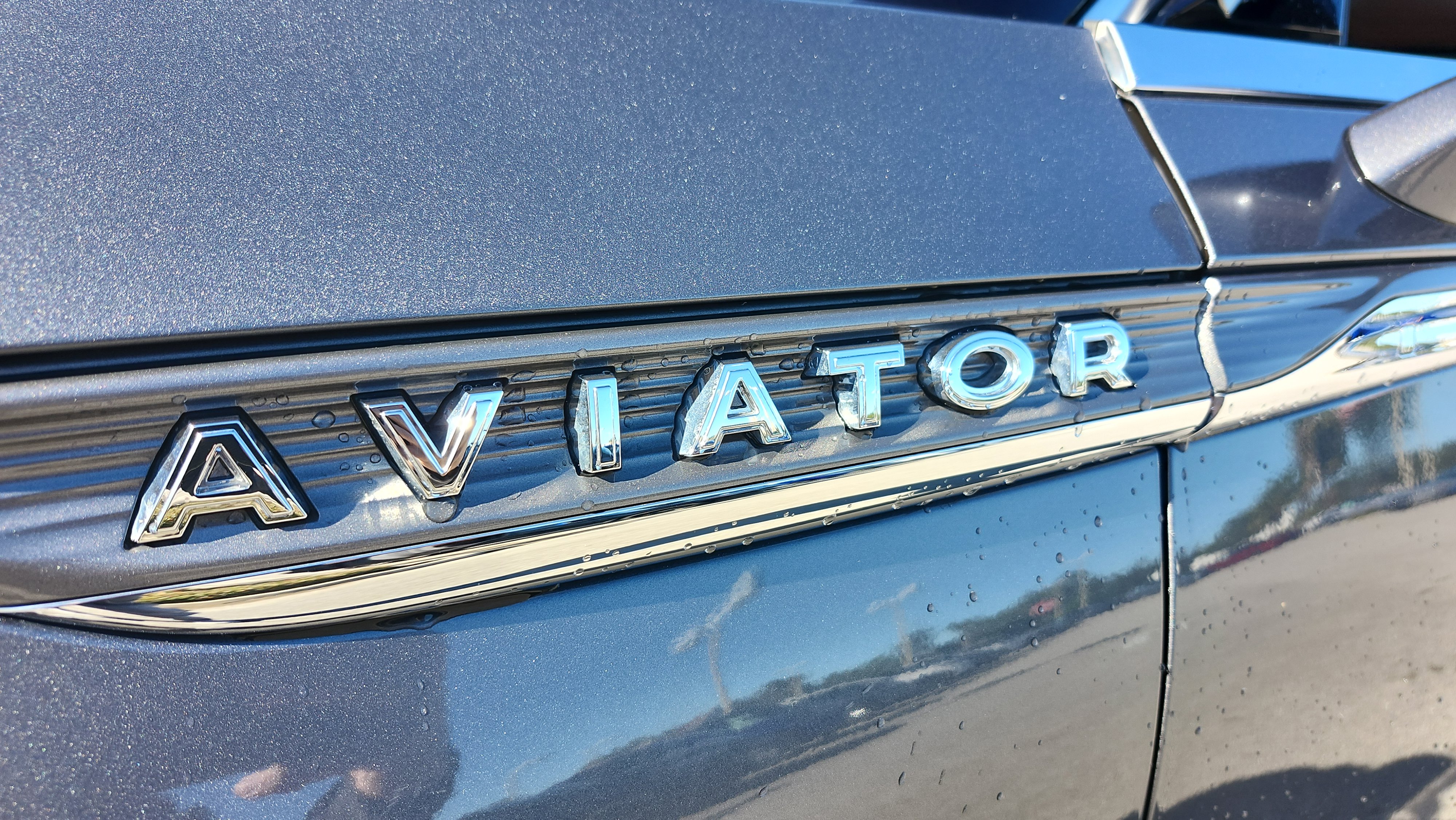 Used 2021 Lincoln Aviator Reserve w/ Equipment Group 208A image 23