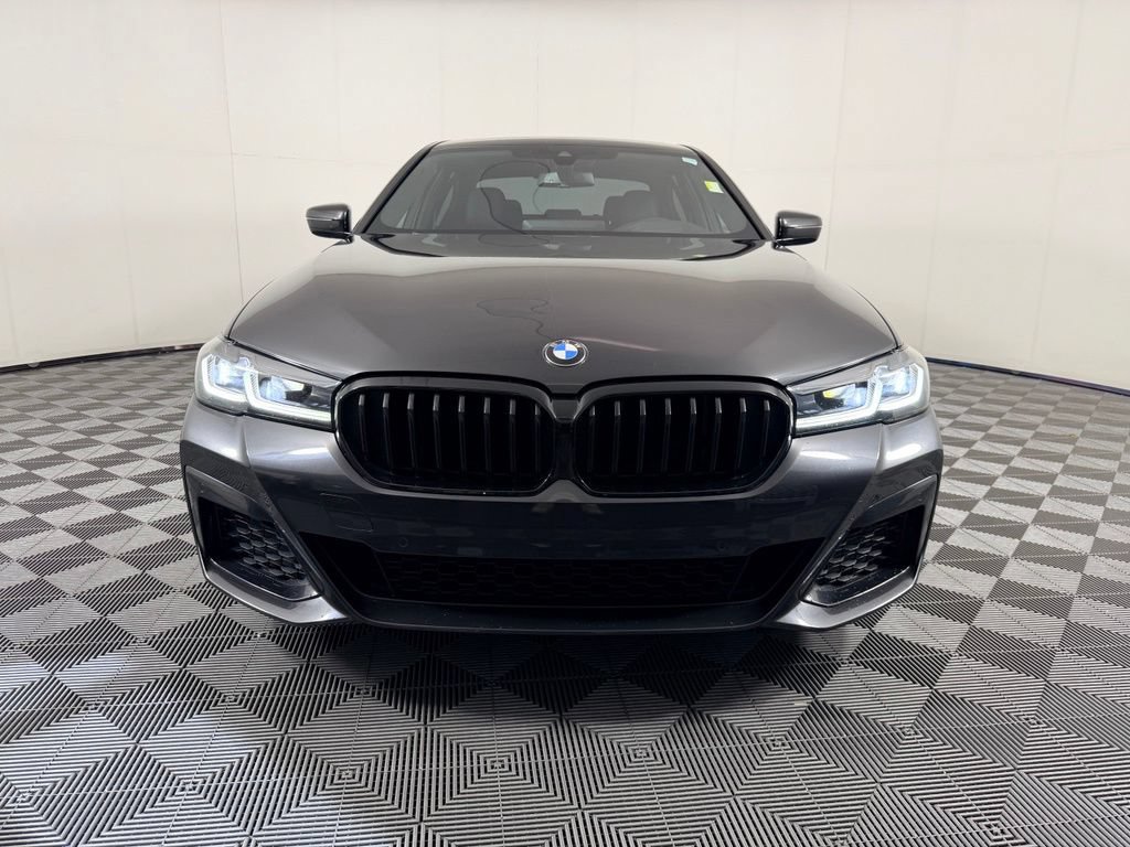 Used 2023 BMW 530i w/ M Sport Package RWD image 5