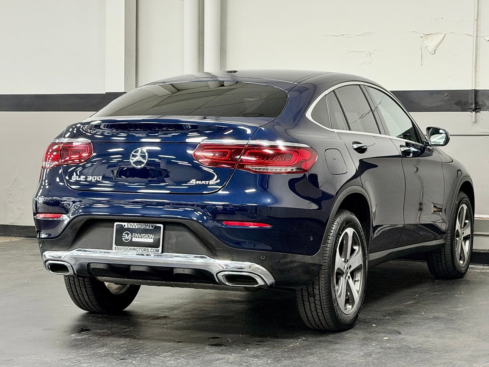 Used 2022 Mercedes-Benz GLC 300 4MATIC Coupe image 12