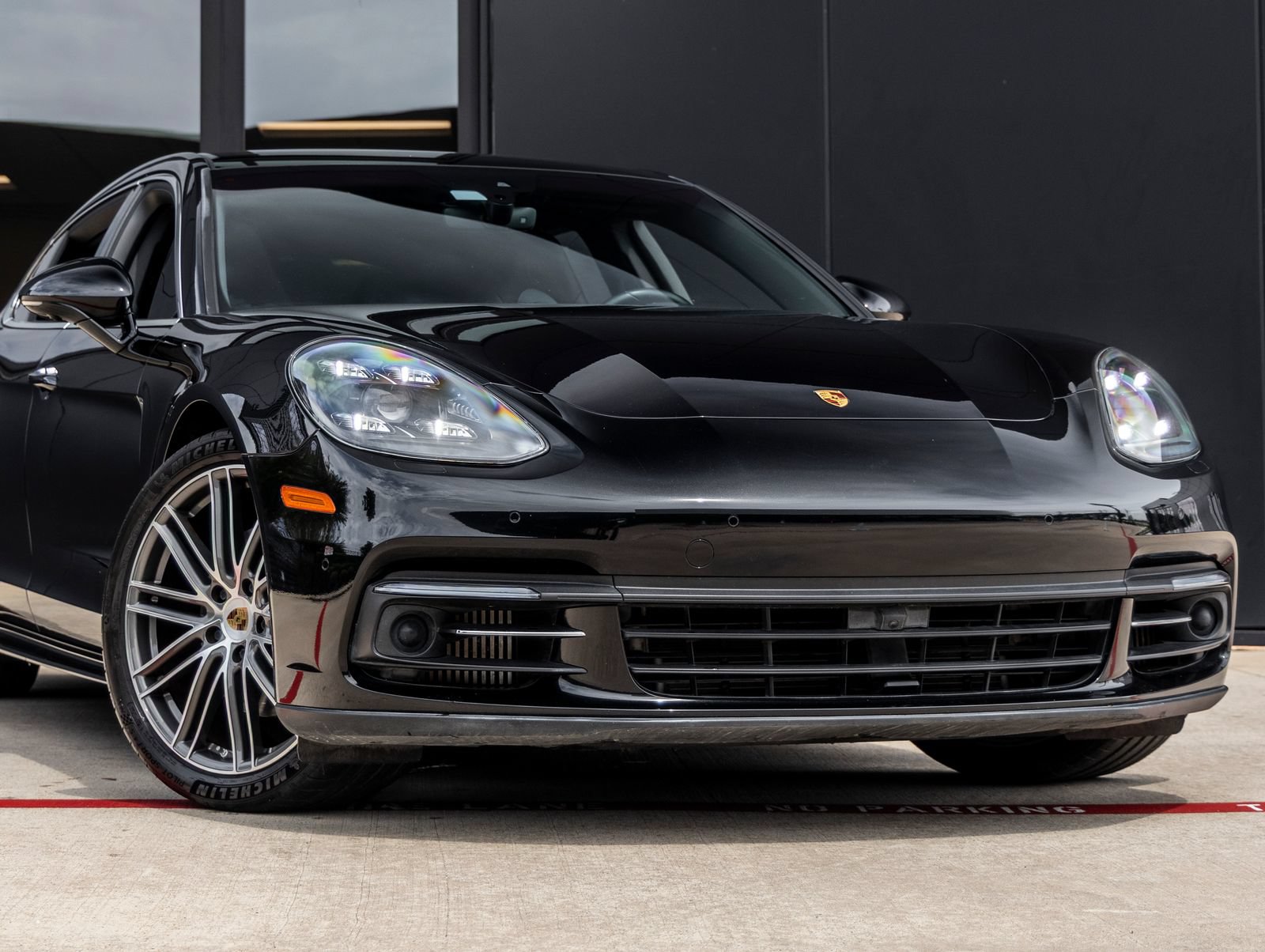Certified 2020 Porsche Panamera 4S Executive AWD/4WD image 19