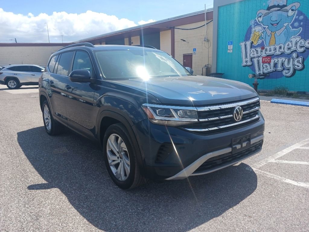 Used 2021 Volkswagen Atlas SE w/ Panoramic Sunroof Package AWD/4WD image 3