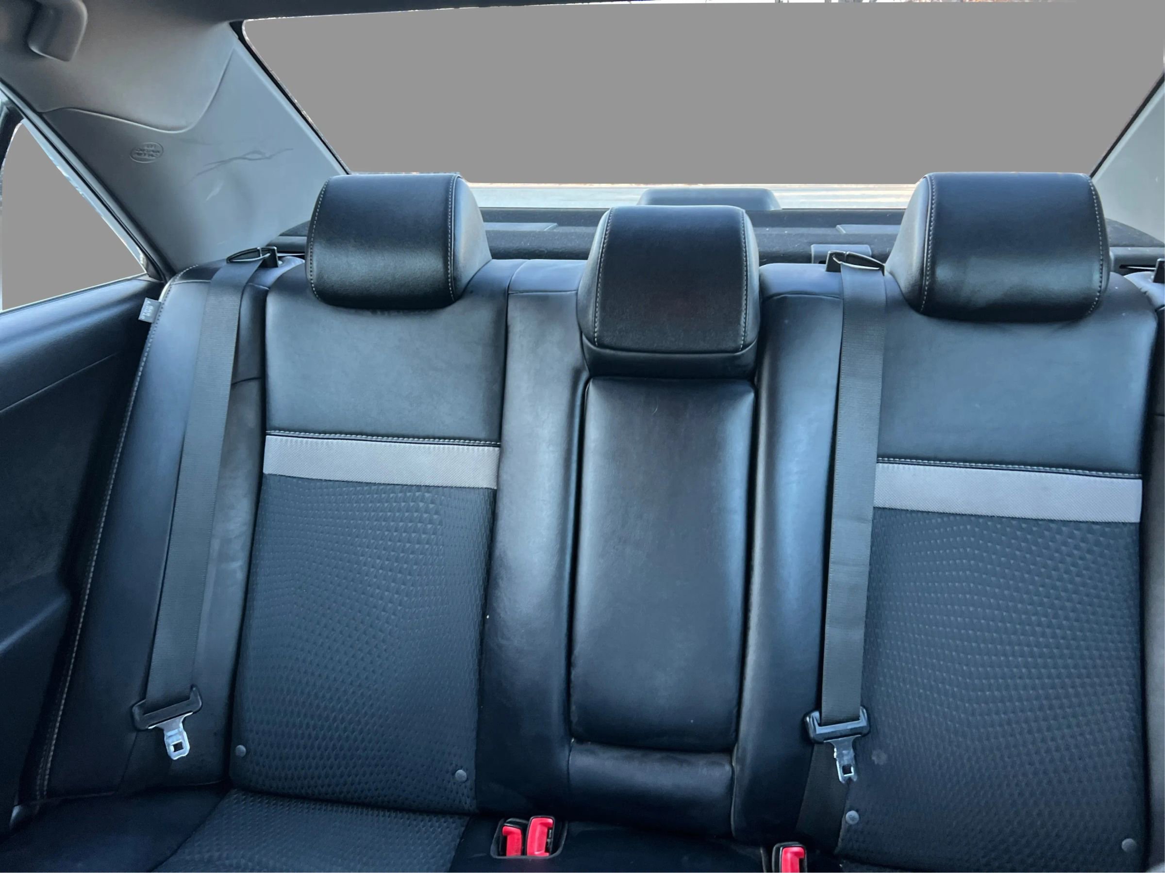 Used 2013 Toyota Camry SE image 17