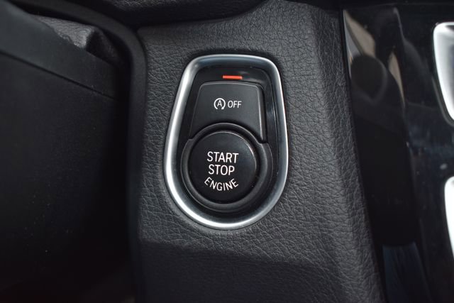 Used 2016 BMW 328i xDrive Sedan w/ Technology Package image 24