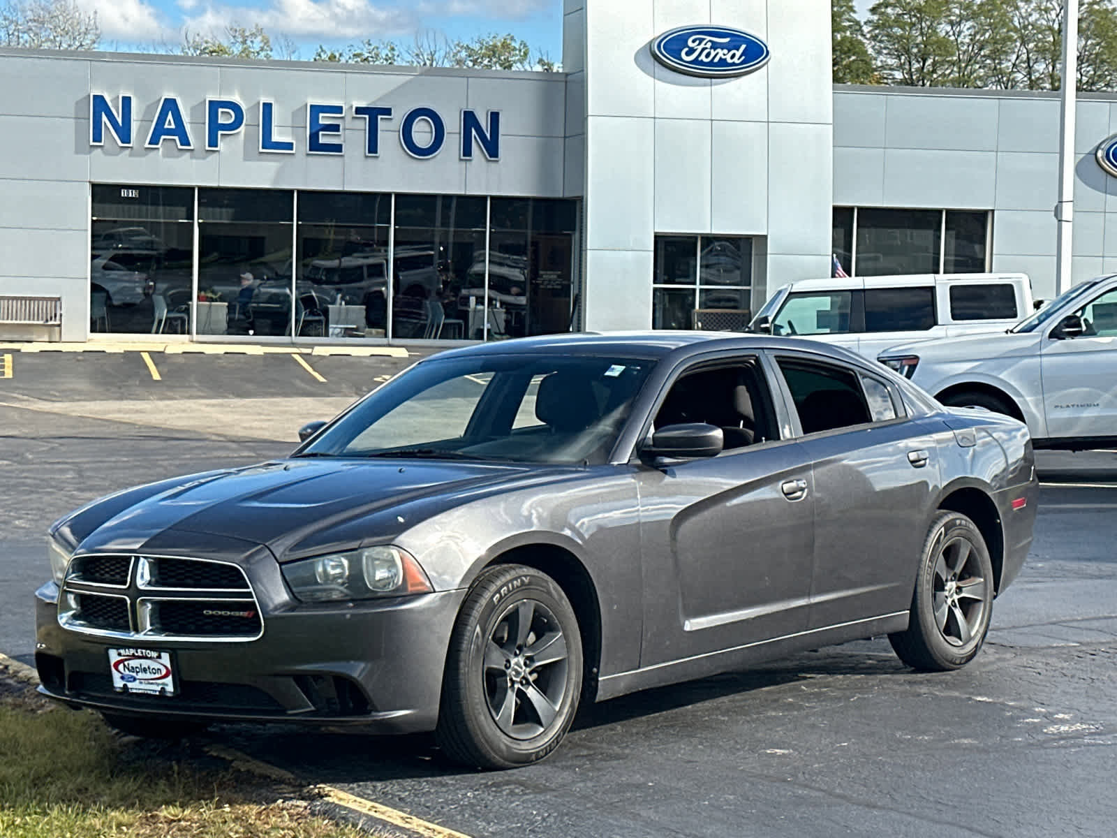 Used 2013 Dodge Charger SE
