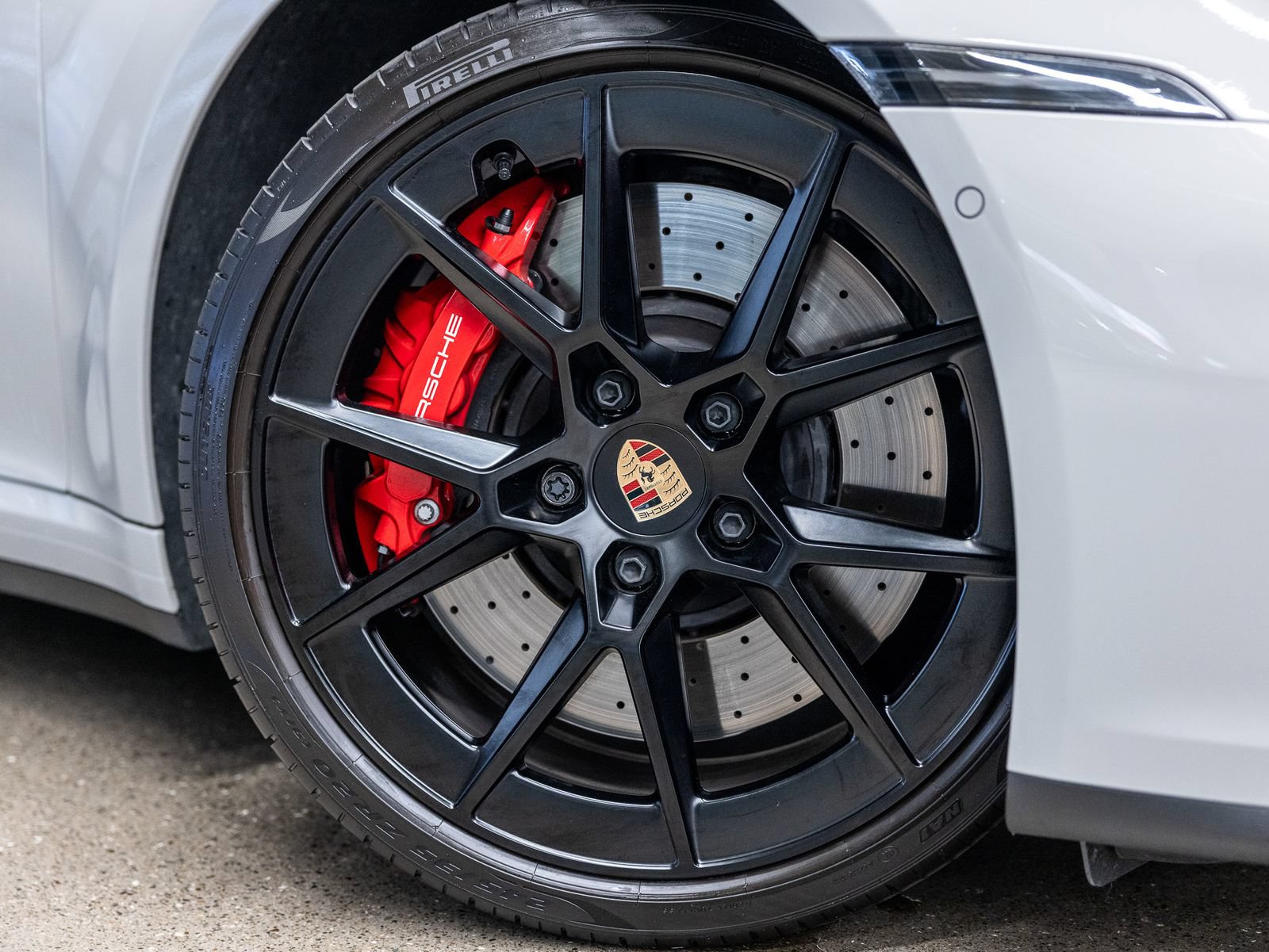 Certified 2025 Porsche 911 Carrera S RWD image 19