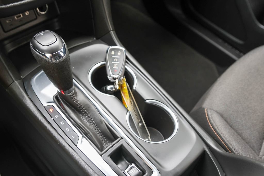 Used 2021 Chevrolet Equinox LT image 20