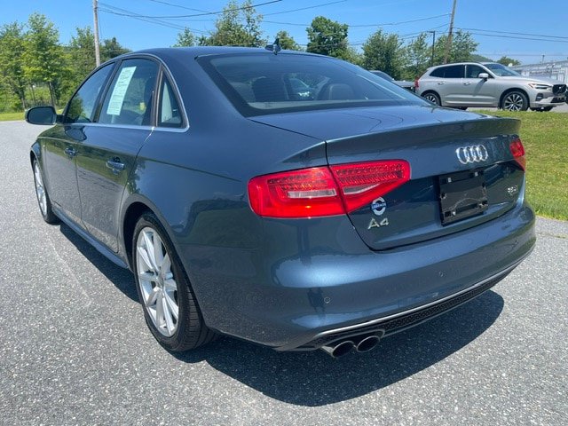 Used 2016 Audi A4 2.0T Premium Plus w/ Technology Package AWD/4WD image 3