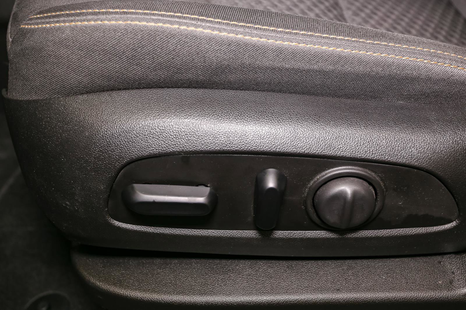 Used 2019 GMC Terrain SLE w/ Driver Convenience Package image 43