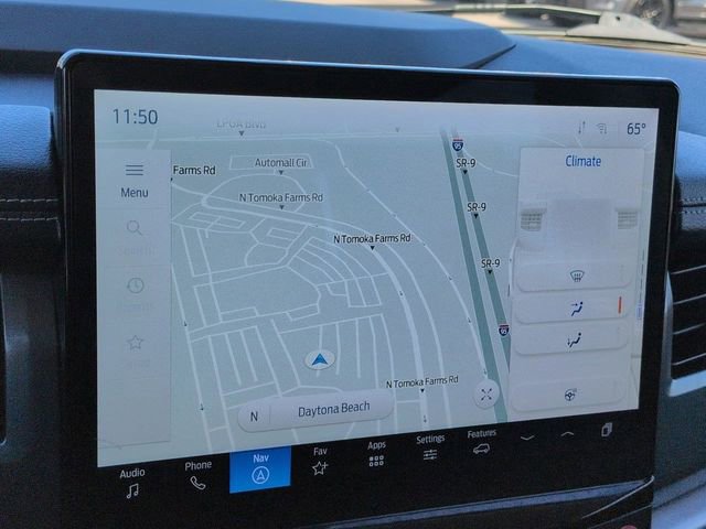 Used 2024 Ford Expedition XLT image 21