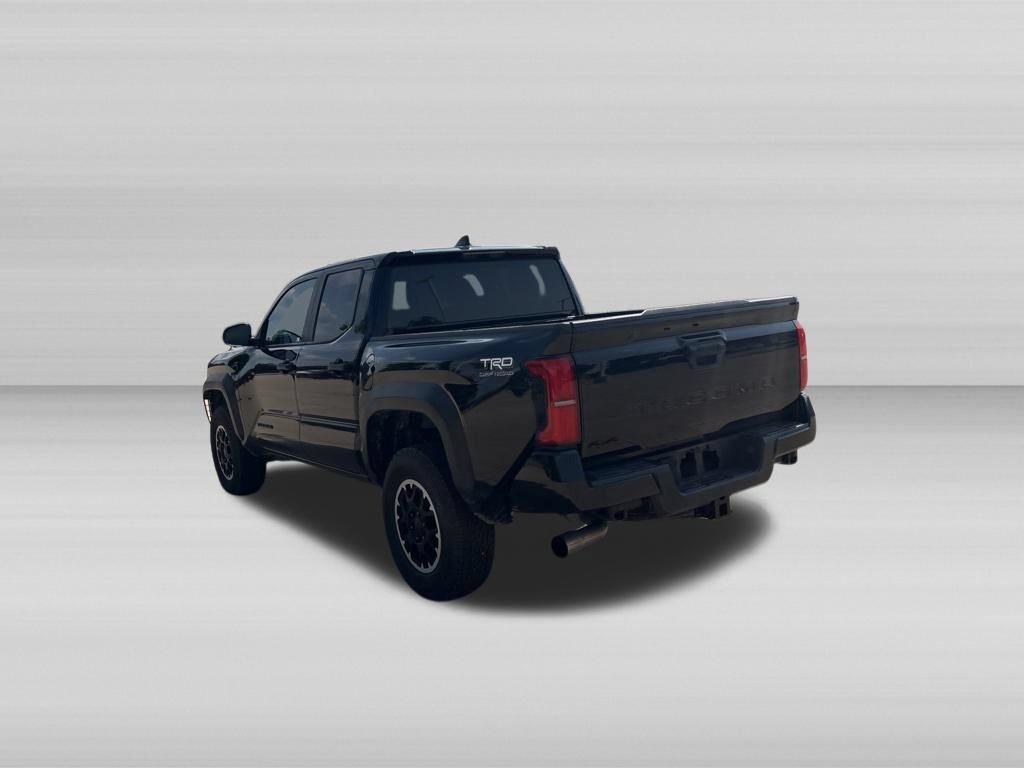Used 2024 Toyota Tacoma TRD Off-Road AWD/4WD image 7