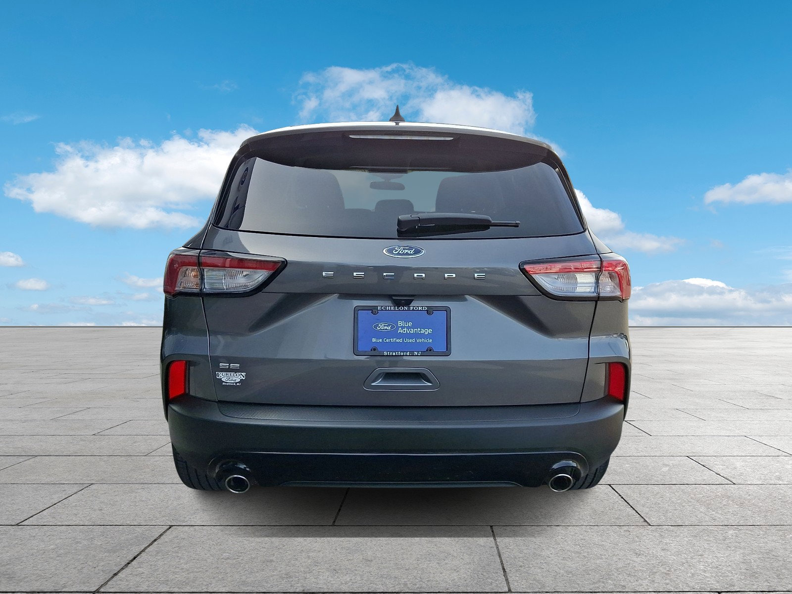 Certified 2022 Ford Escape SE w/ SE Sport Appearance Package image 5