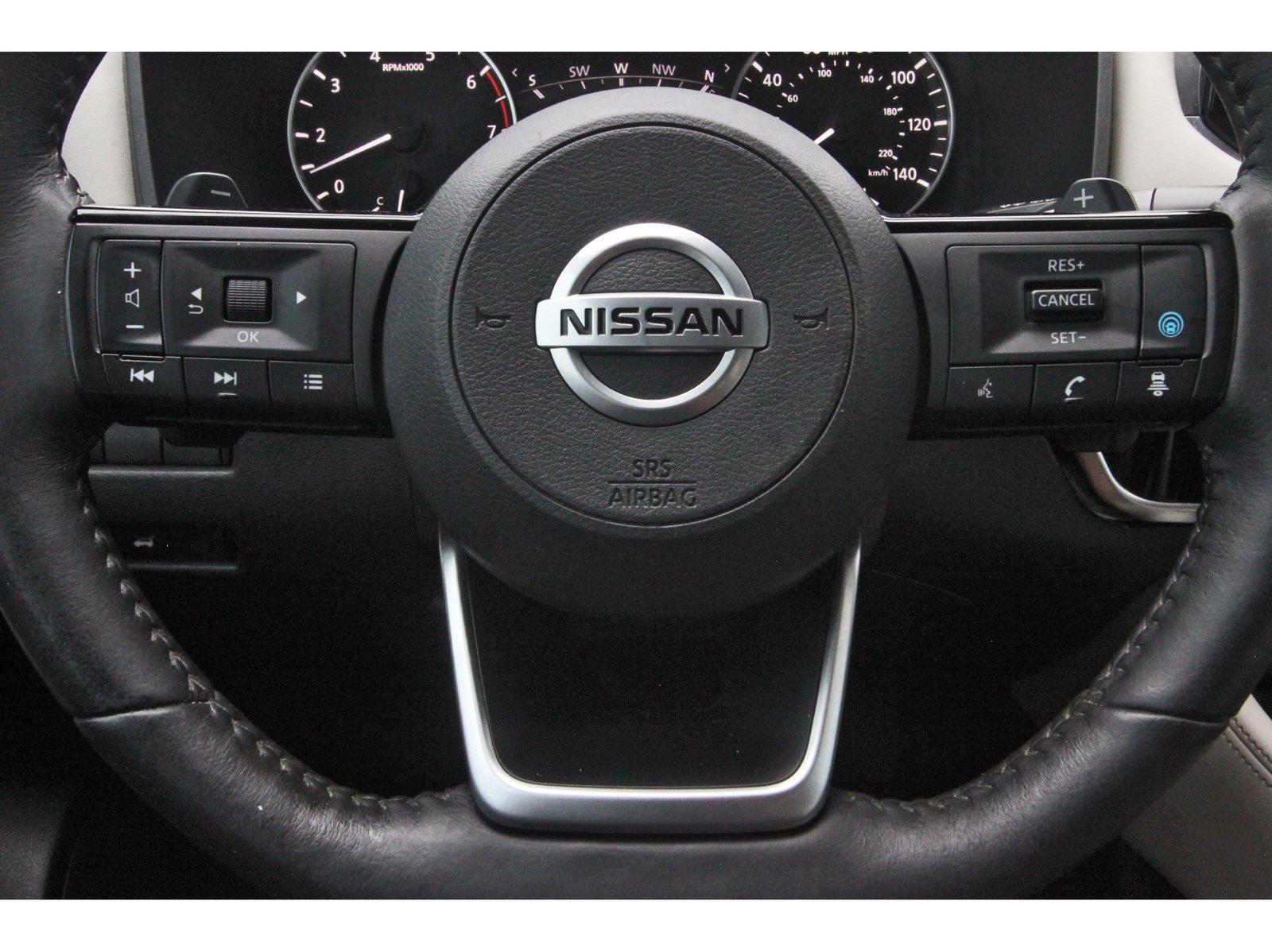 Used 2021 Nissan Rogue SL w/ Premium Package FWD image 17