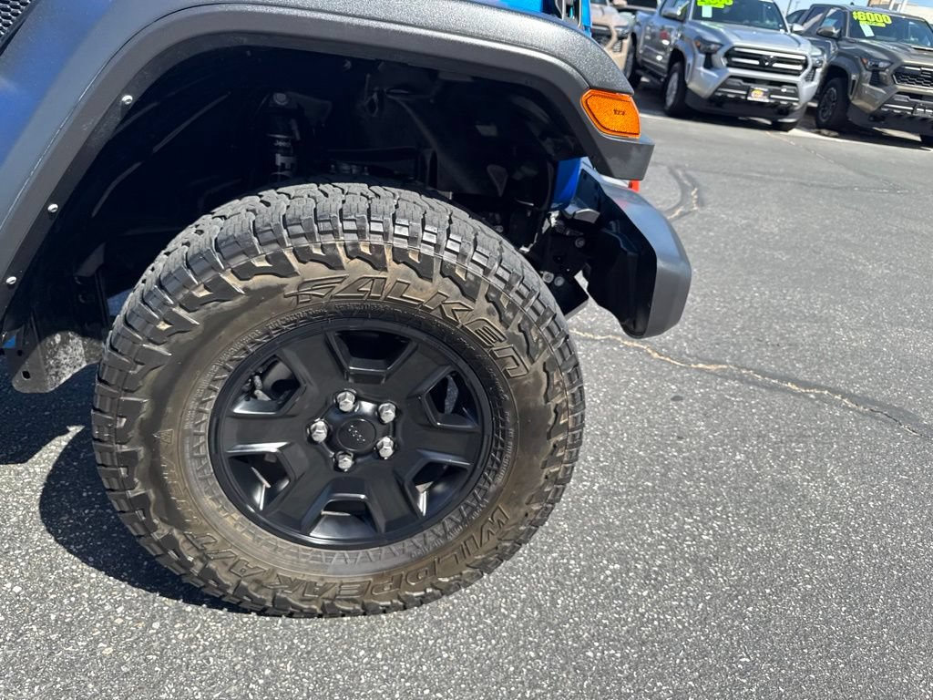 Used 2023 Jeep Gladiator Mojave w/ Trailer Tow Package AWD/4WD image 19