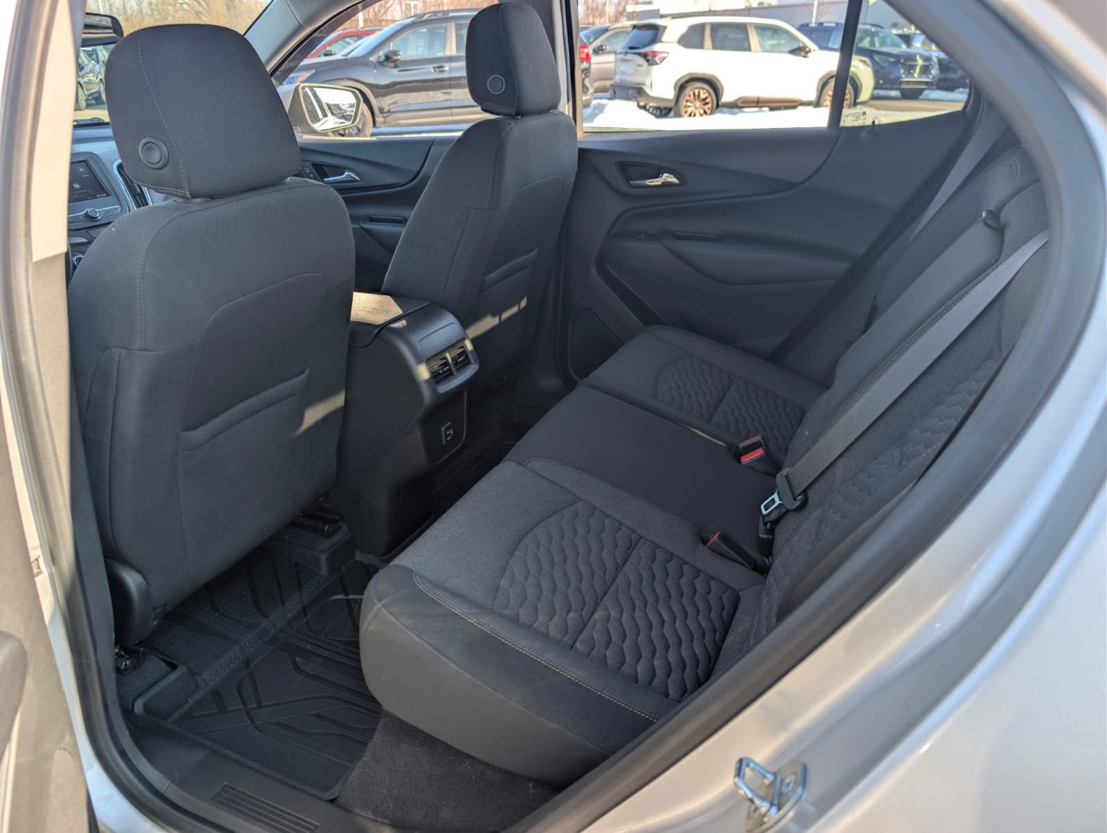 Used 2020 Chevrolet Equinox LT image 27