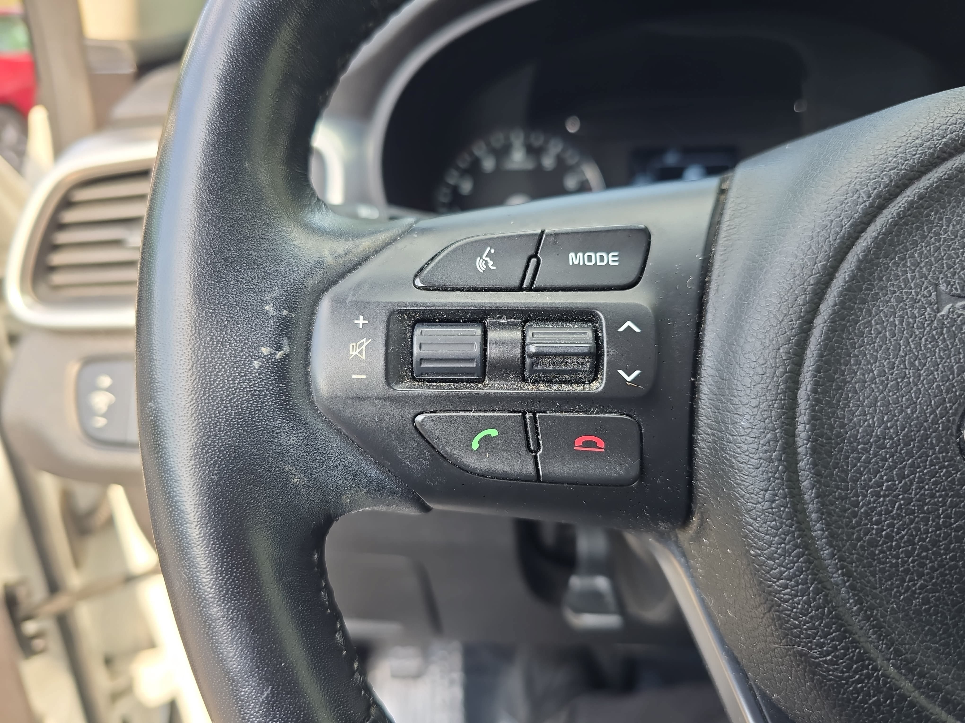 Used 2016 Kia Sorento EX AWD/4WD image 16