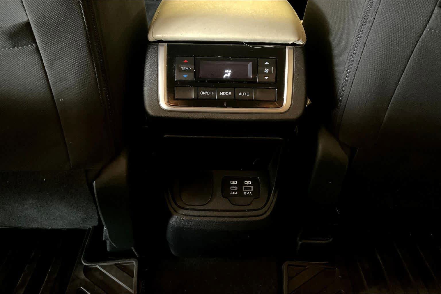 Used 2023 Subaru Ascent Premium w/ Convenience Package AWD/4WD image 33
